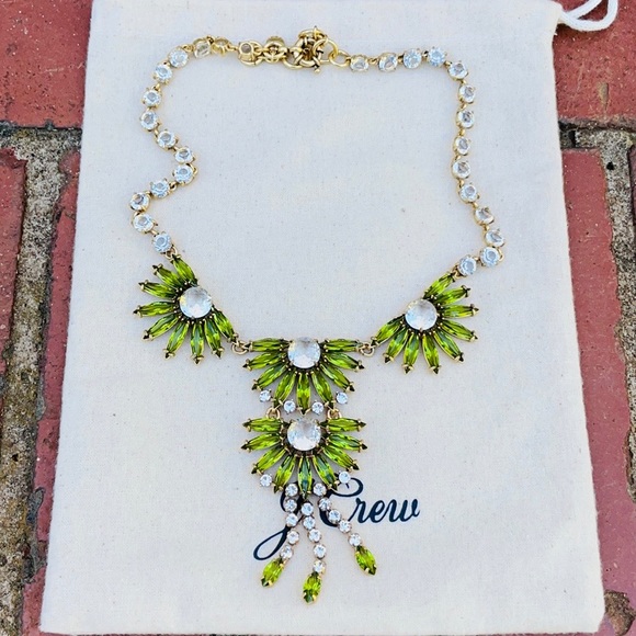 J.Crew Golden Moss Gem Fan Statement Necklace NWOT - Picture 7 of 11